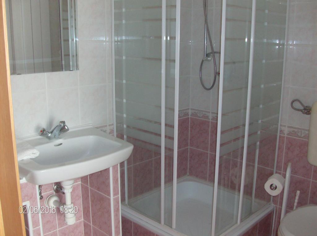 Zsuzsanna Haz Otel Hévíz Dış mekan fotoğraf